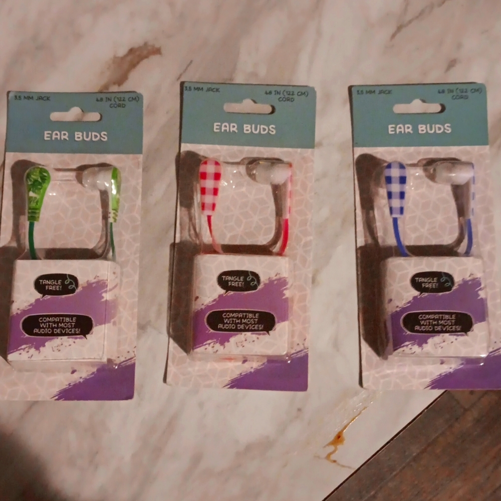 Ear Buds 3 for $17  BRAND NEW